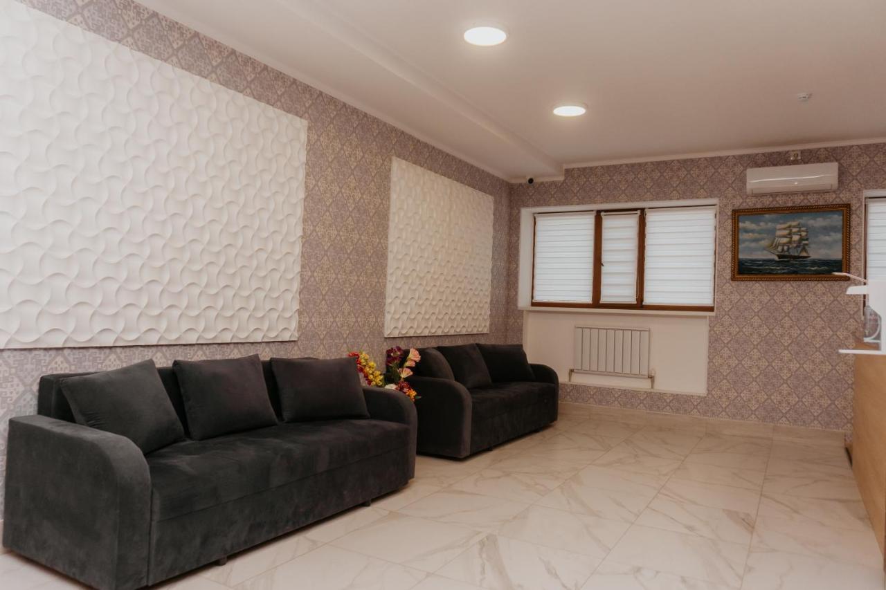Aral Hotel מראה חיצוני תמונה